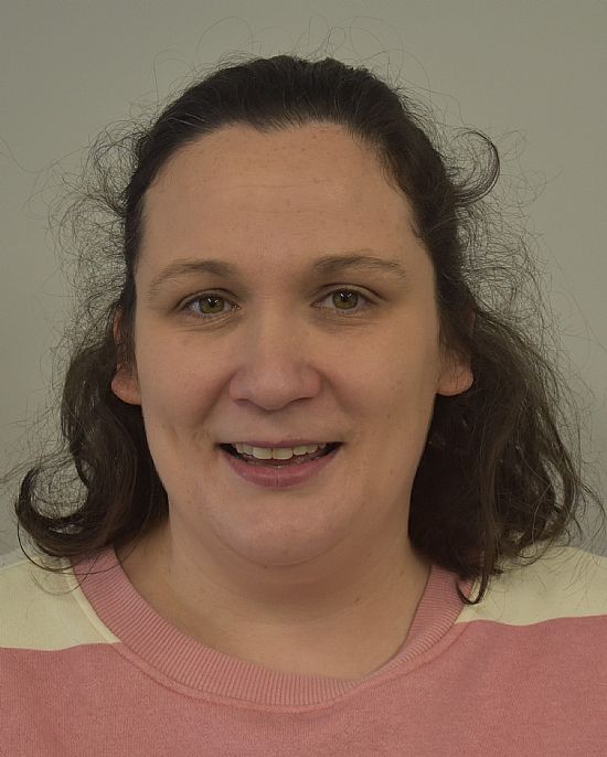 laura, administrator